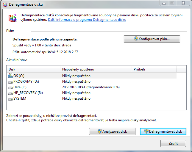 Defragmentace SSD disk u Windows7 se automaticky nespout